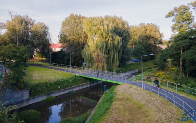OptemFRP – composite footbridge installation